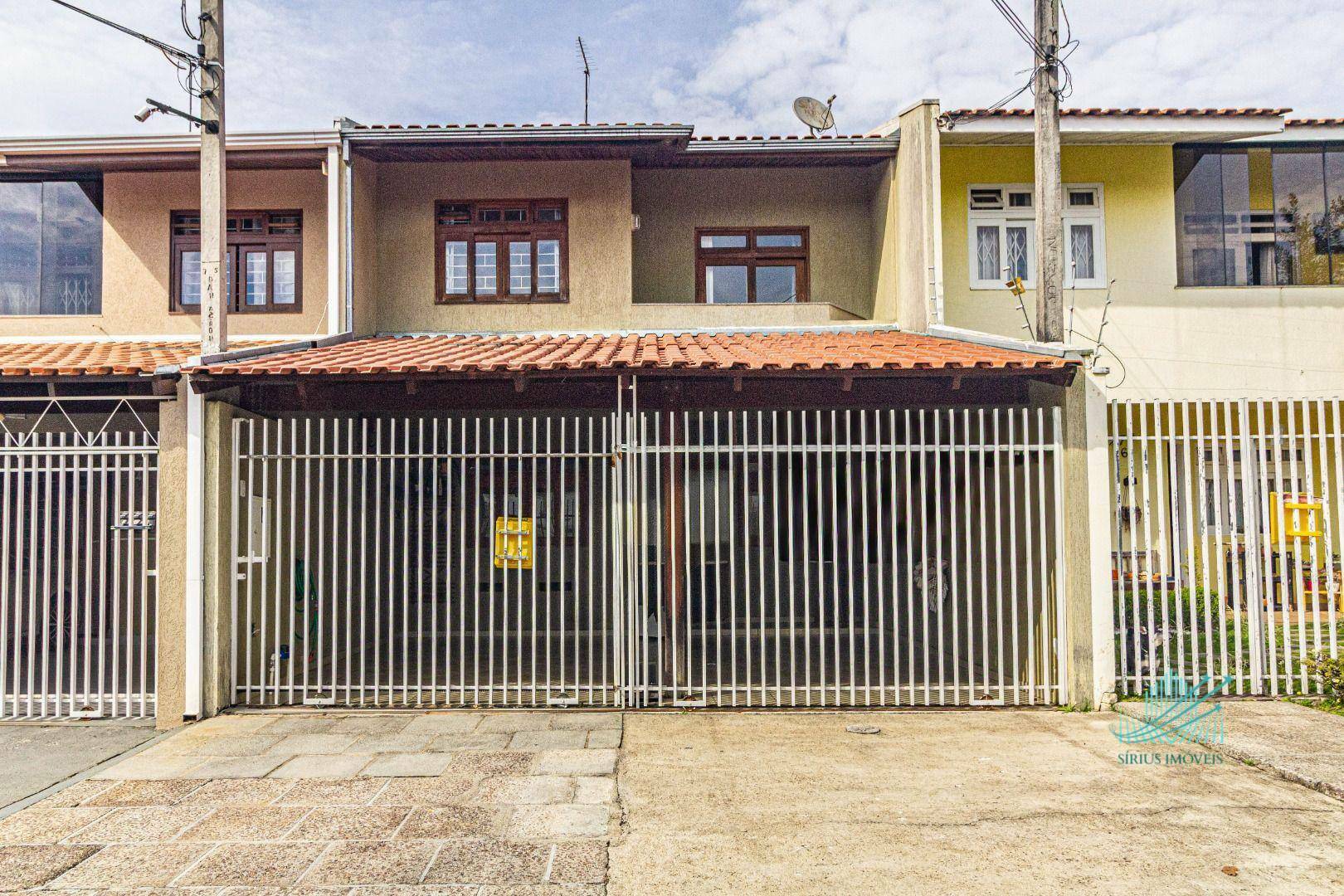 Sobrado à venda com 3 quartos, 100m² - Foto 1