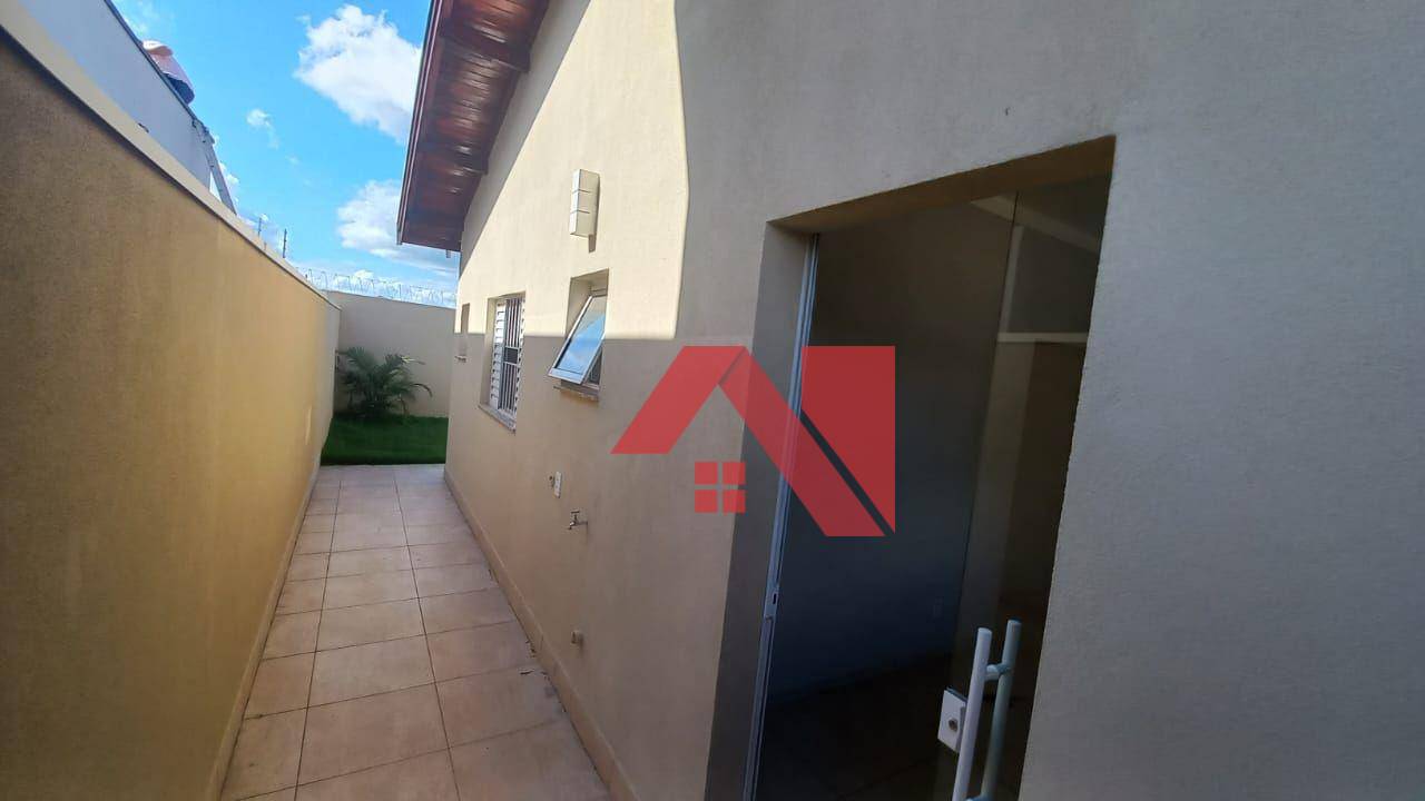 Casa à venda com 3 quartos, 160m² - Foto 11