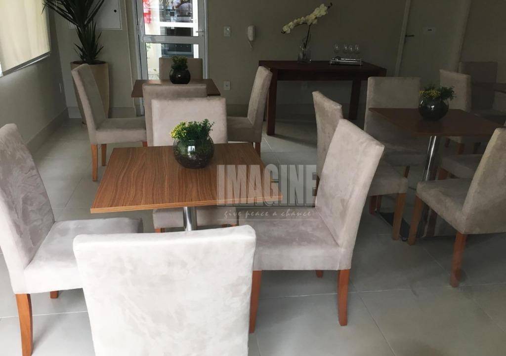 Apartamento à venda com 2 quartos, 68m² - Foto 36