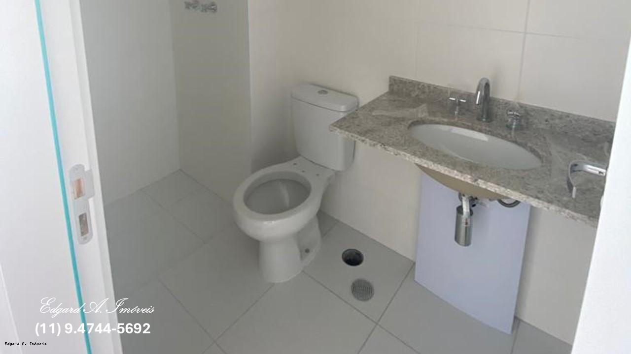 Apartamento à venda com 2 quartos, 67m² - Foto 14