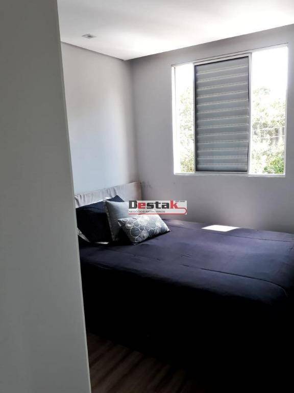 Apartamento à venda com 2 quartos, 44m² - Foto 9