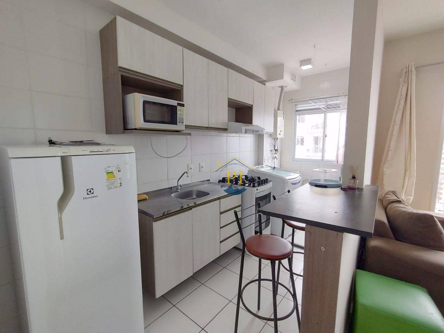 Apartamento para alugar com 2 quartos, 48m² - Foto 2