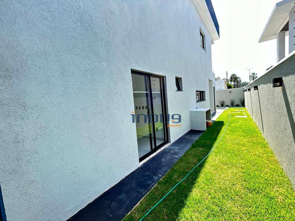 Casa de Condomínio à venda com 4 quartos, 218m² - Foto 12