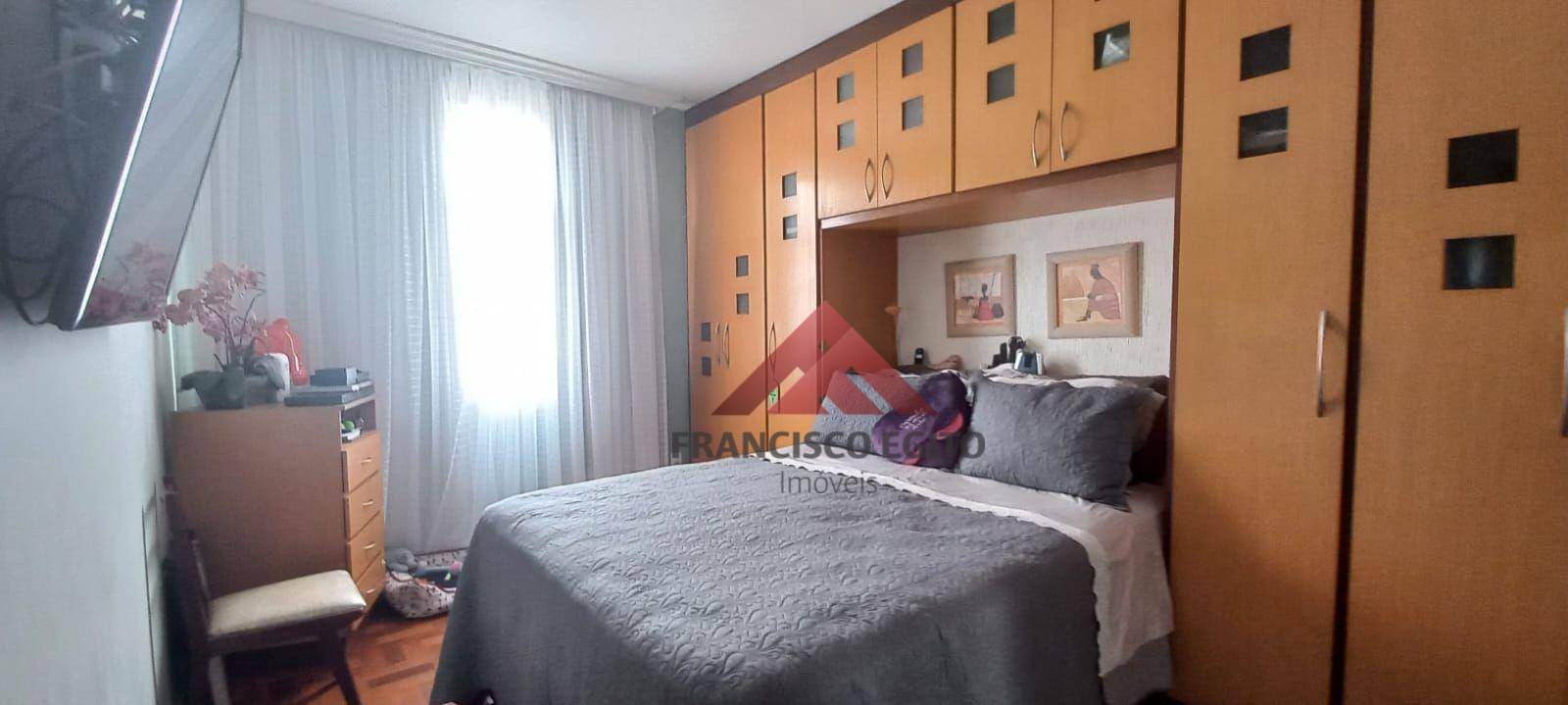 Apartamento à venda com 3 quartos, 113m² - Foto 8