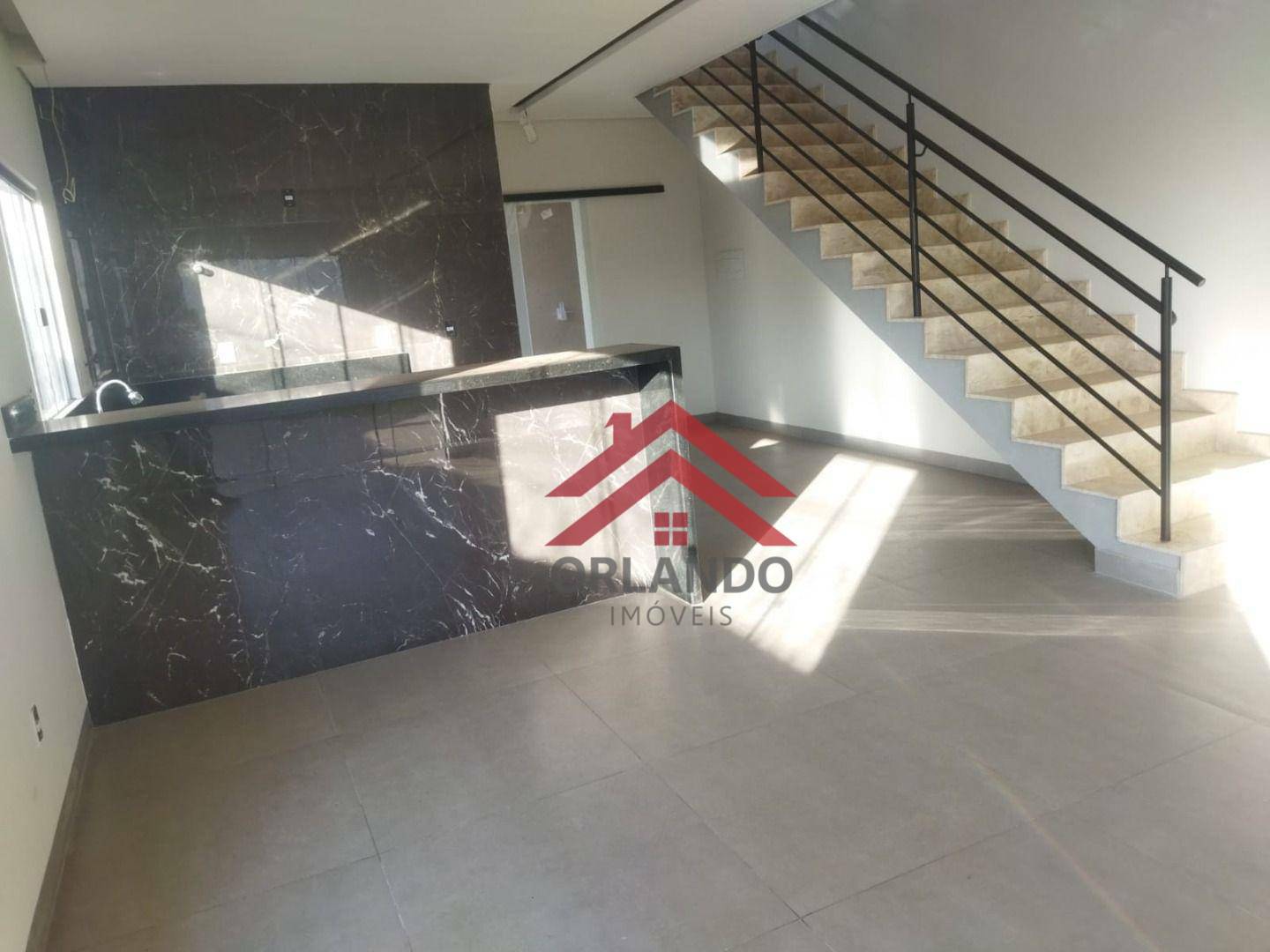 Sobrado à venda com 3 quartos, 147m² - Foto 1