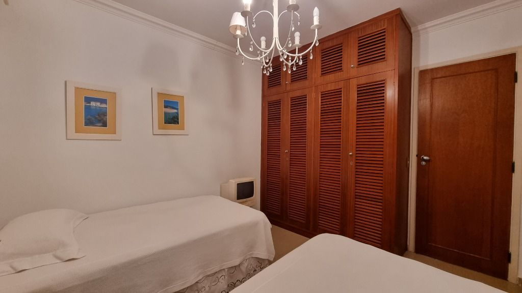 Apartamento à venda com 3 quartos, 150m² - Foto 16