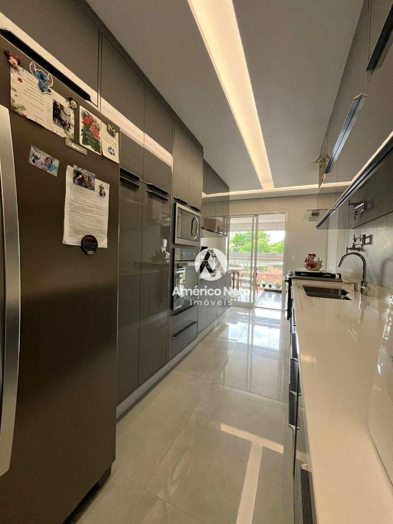 Apartamento à venda com 3 quartos, 173m² - Foto 8