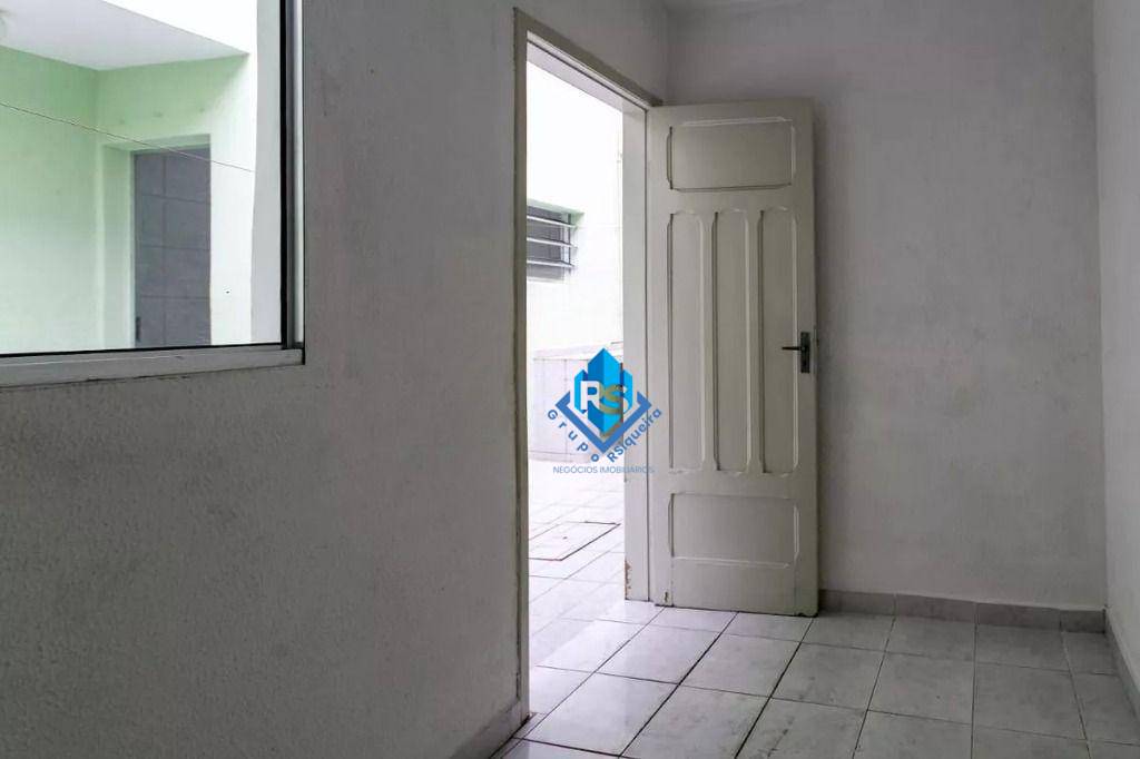 Sobrado à venda e aluguel com 3 quartos, 235m² - Foto 33