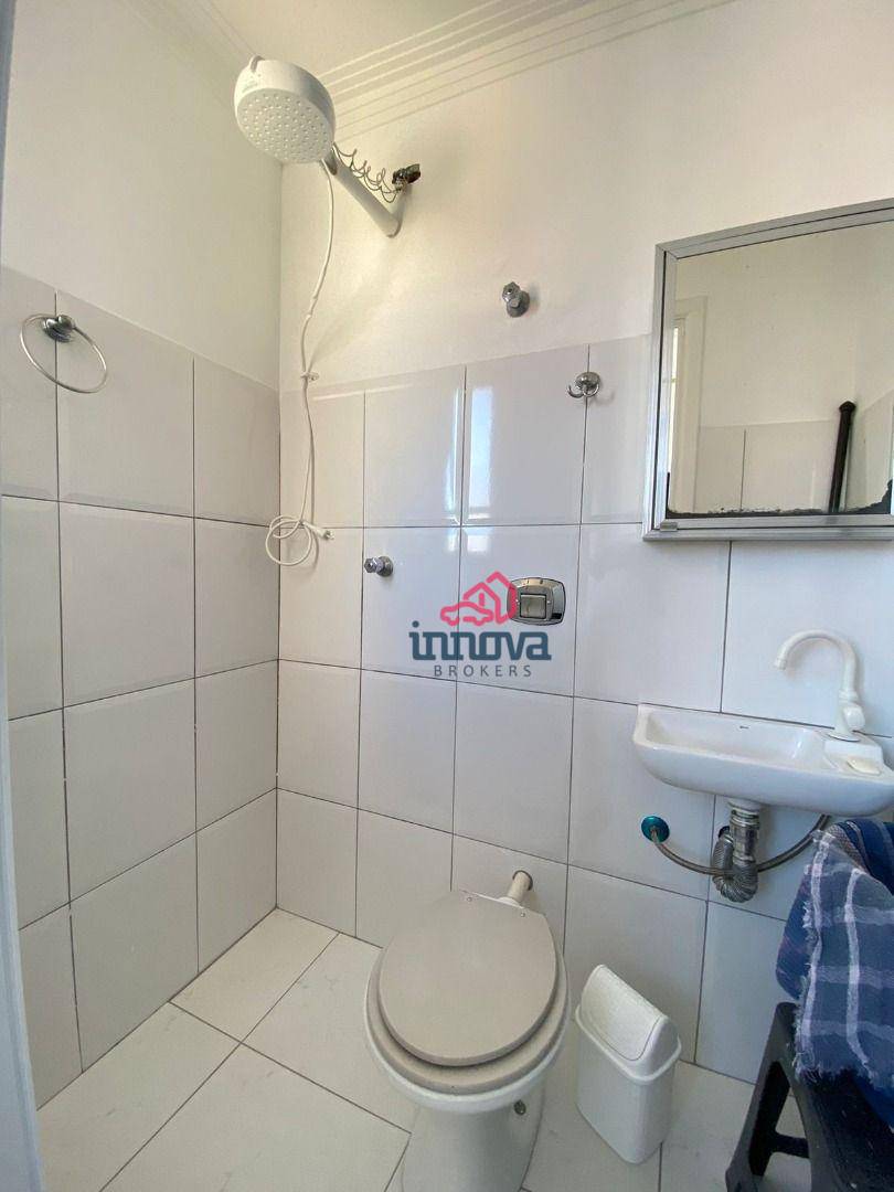 Apartamento à venda com 2 quartos, 70m² - Foto 4