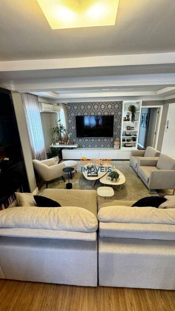 Apartamento à venda com 3 quartos, 144m² - Foto 7