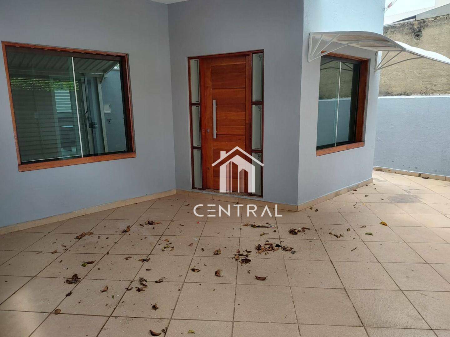 Casa à venda com 3 quartos, 180m² - Foto 3