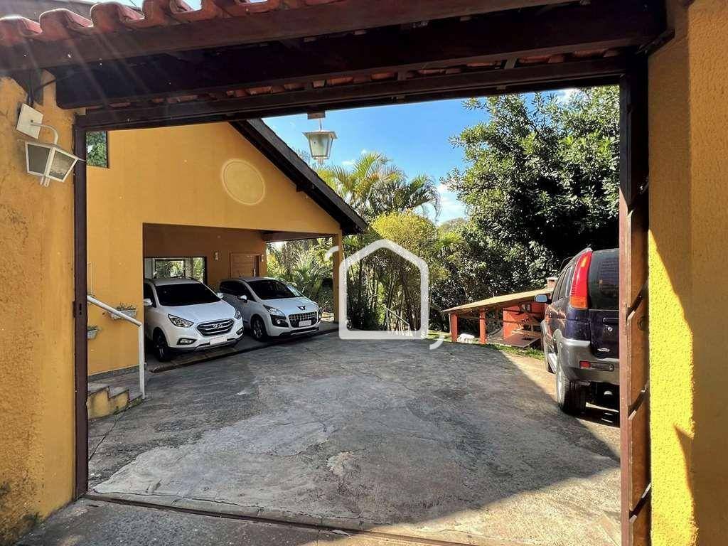 Casa de Condomínio à venda com 4 quartos, 350m² - Foto 3