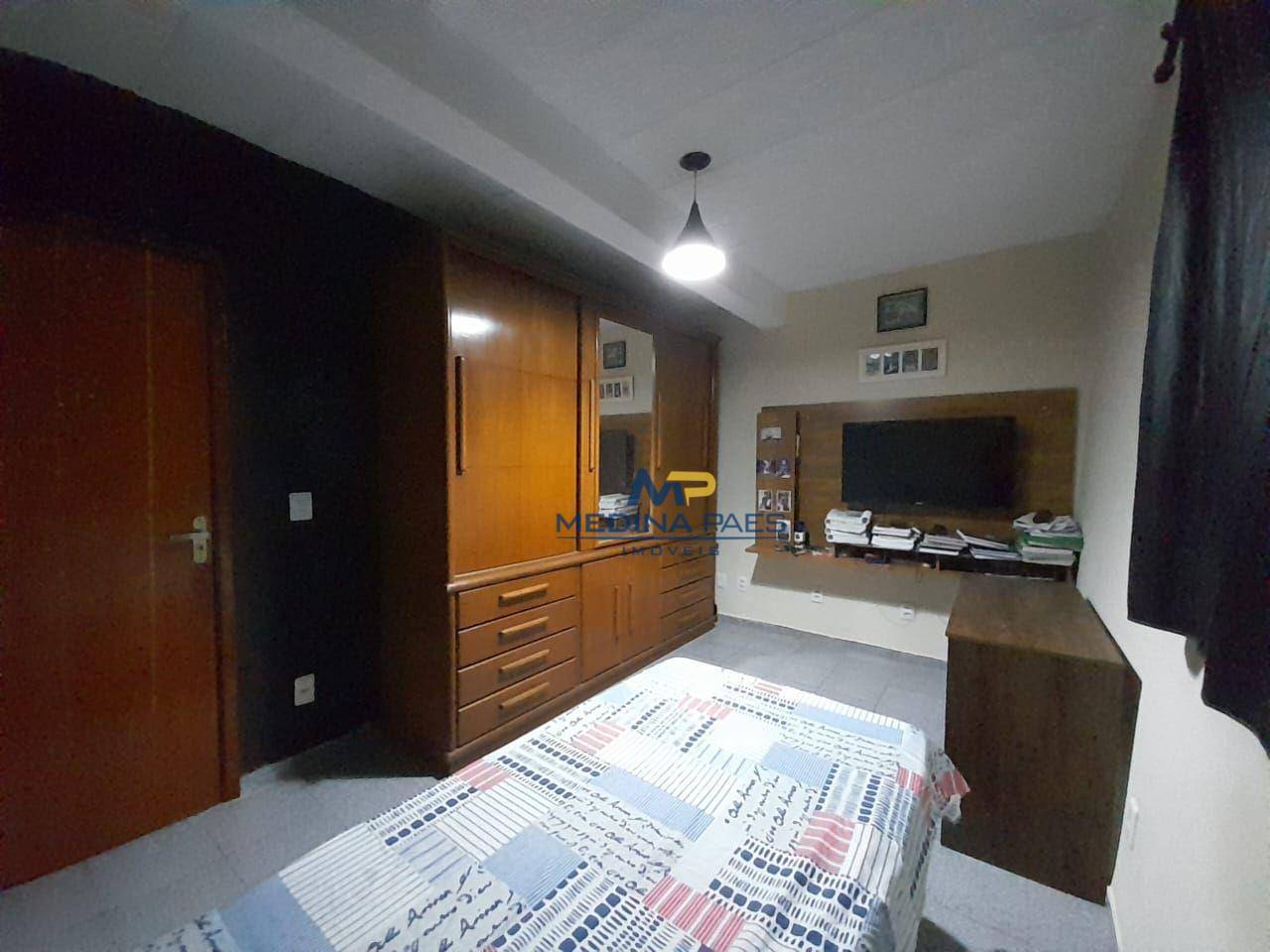 Casa à venda com 2 quartos, 120m² - Foto 12