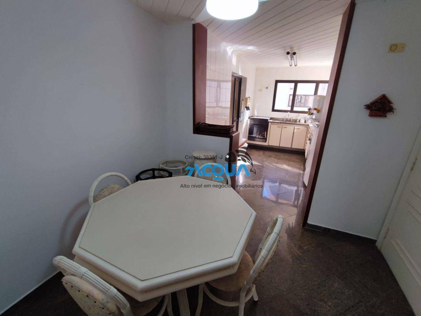 Apartamento à venda com 3 quartos, 160m² - Foto 4