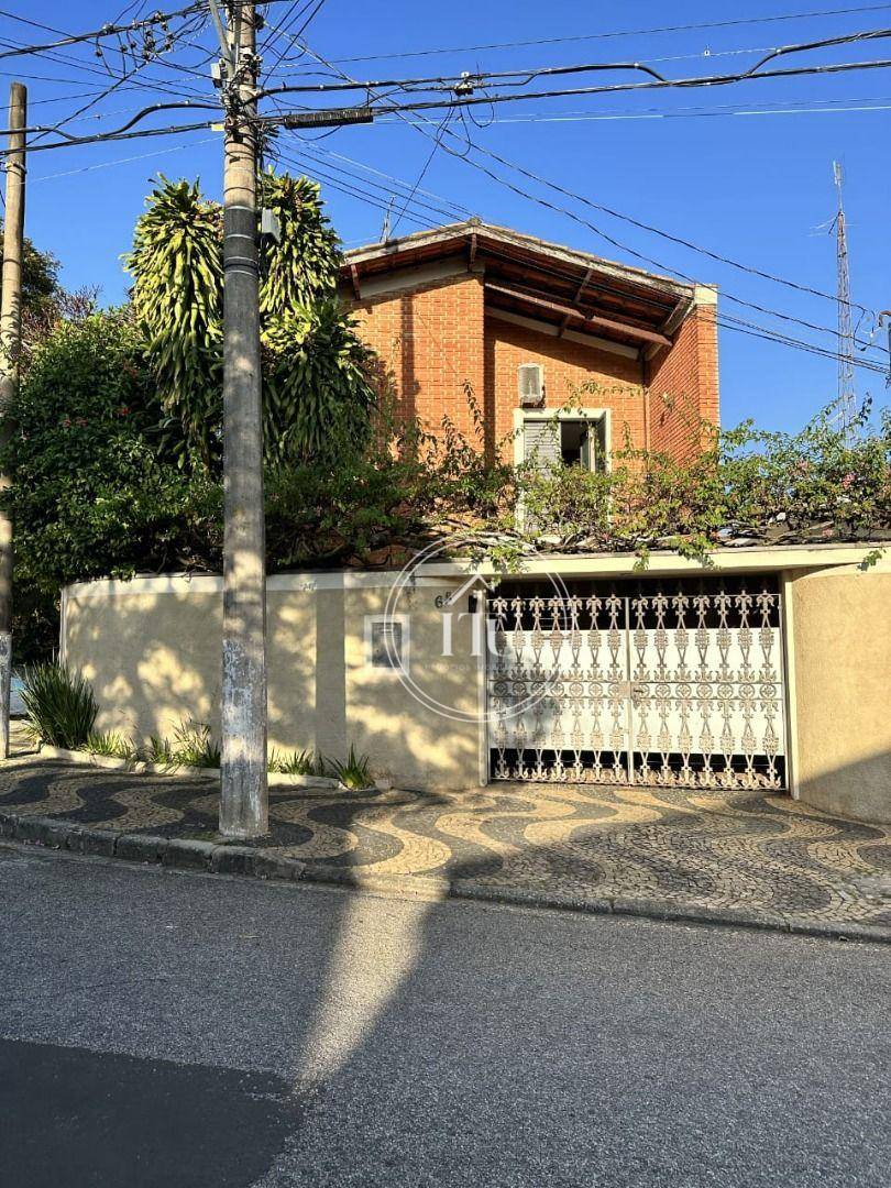 Casa, 3 quartos, 325 m² - Foto 1