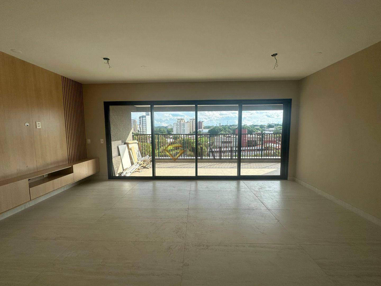 Apartamento à venda com 3 quartos, 141m² - Foto 6