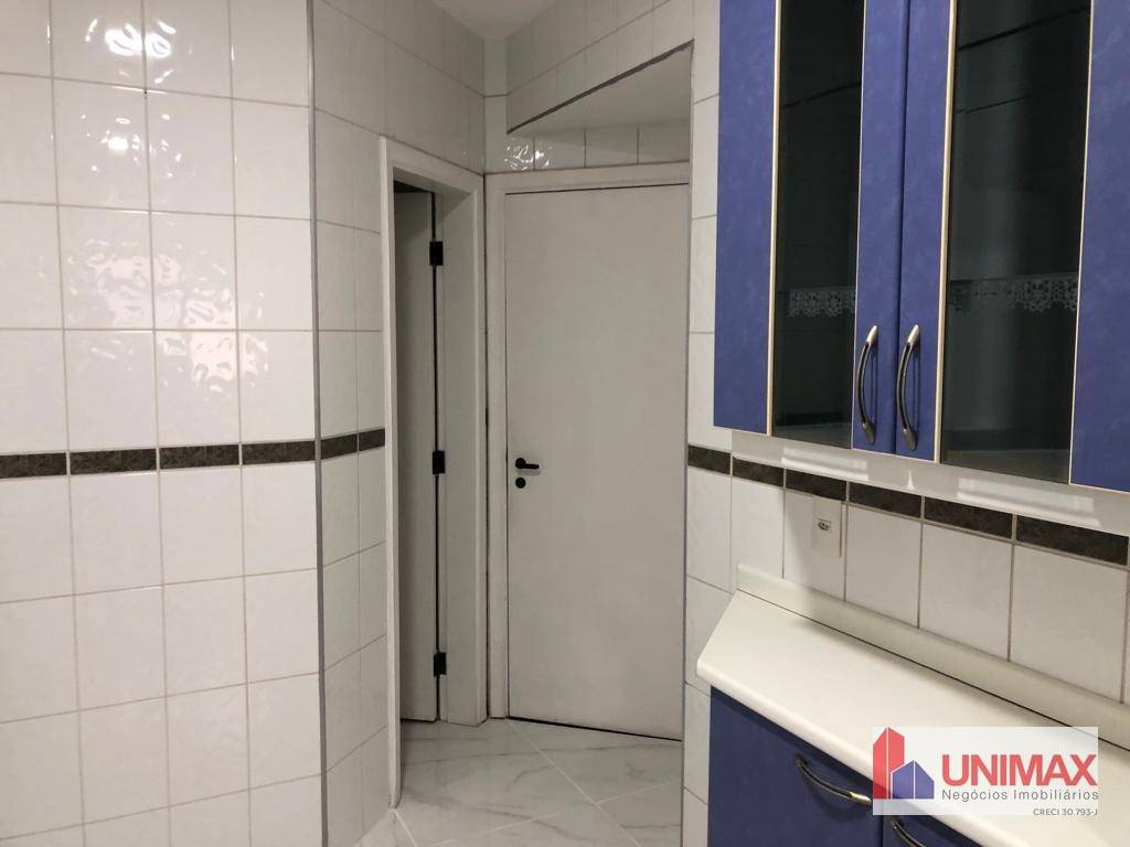 Apartamento à venda com 3 quartos, 168m² - Foto 31