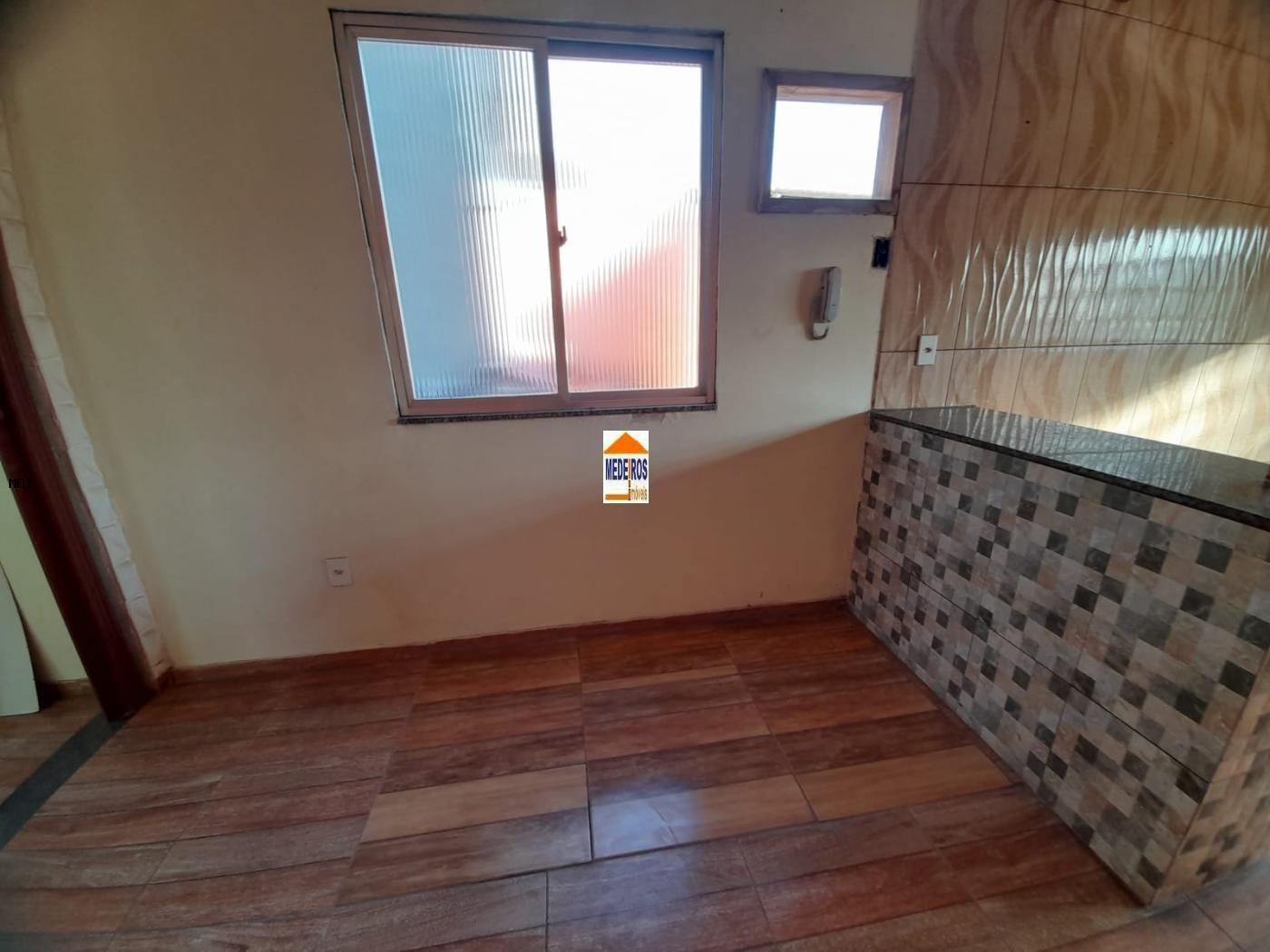 Casa à venda com 2 quartos, 140m² - Foto 4