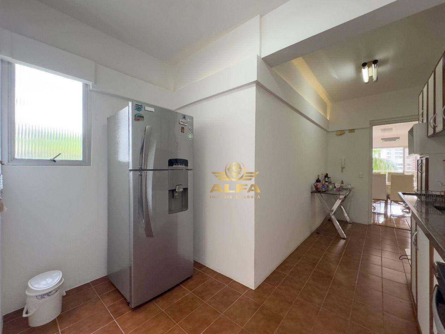 Apartamento à venda com 2 quartos, 100m² - Foto 19