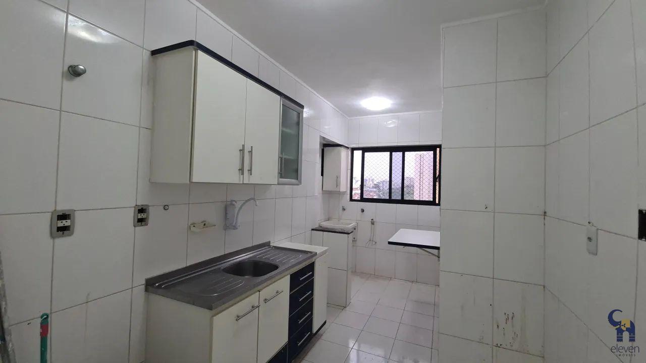 Apartamento à venda com 3 quartos, 77m² - Foto 8