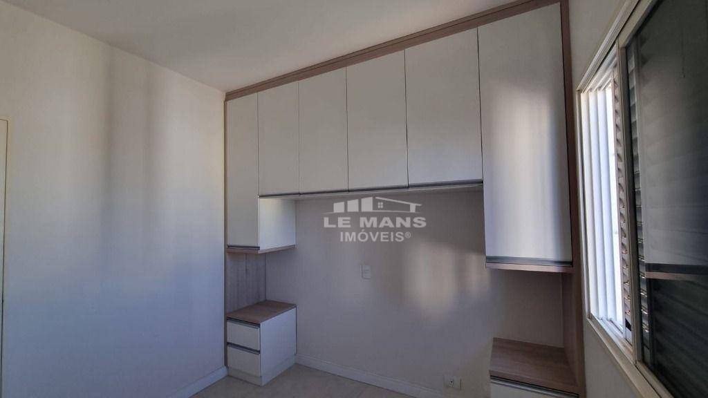 Apartamento à venda com 3 quartos, 75m² - Foto 9