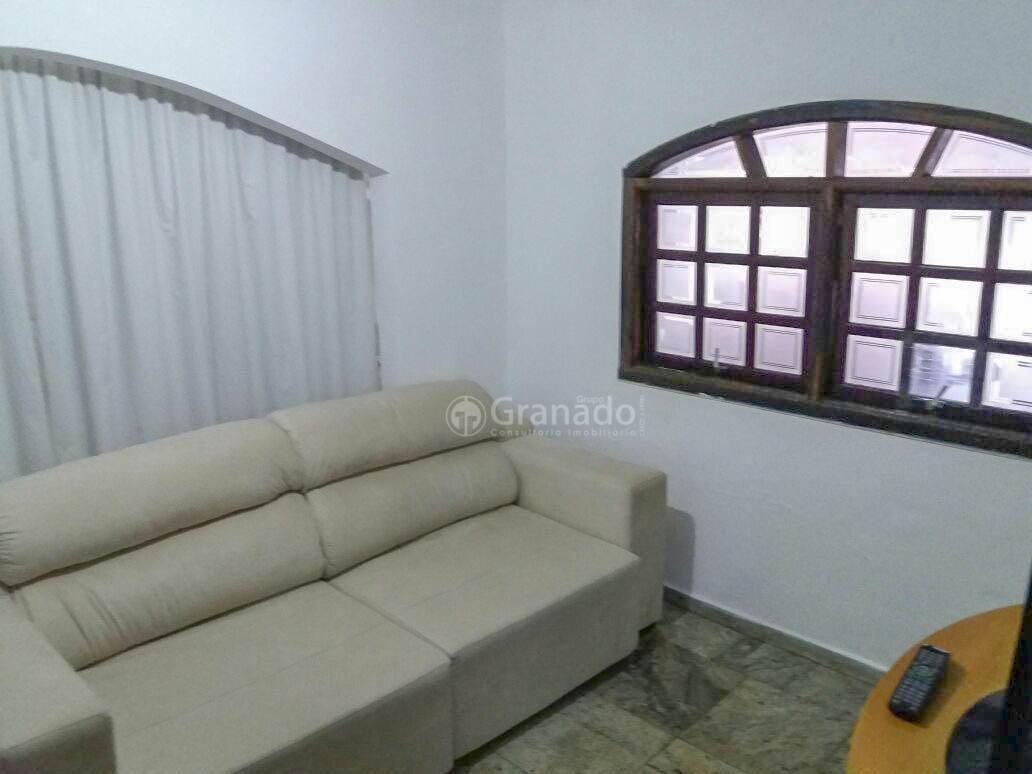 Casa à venda com 3 quartos, 134m² - Foto 8