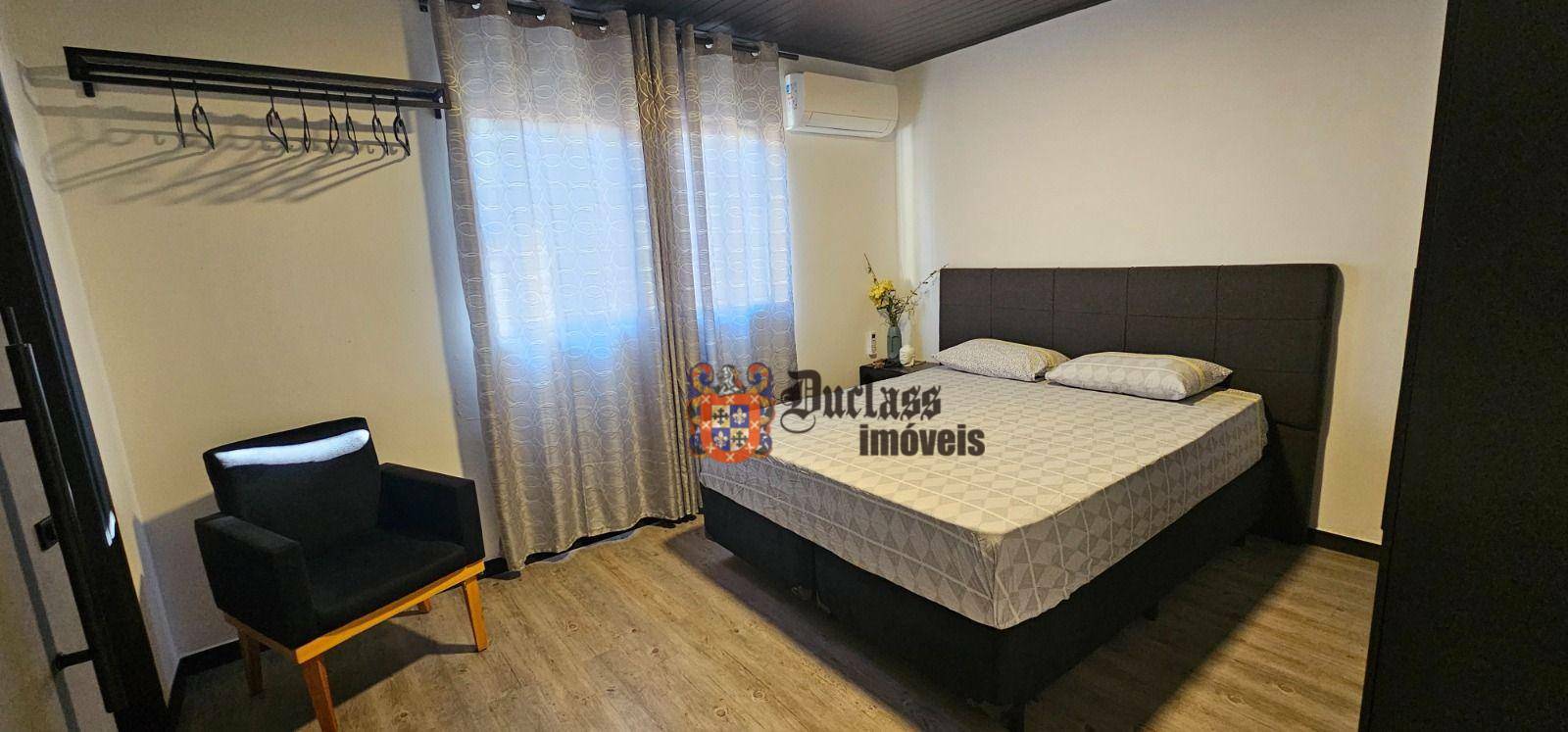 Casa à venda com 4 quartos, 100m² - Foto 17