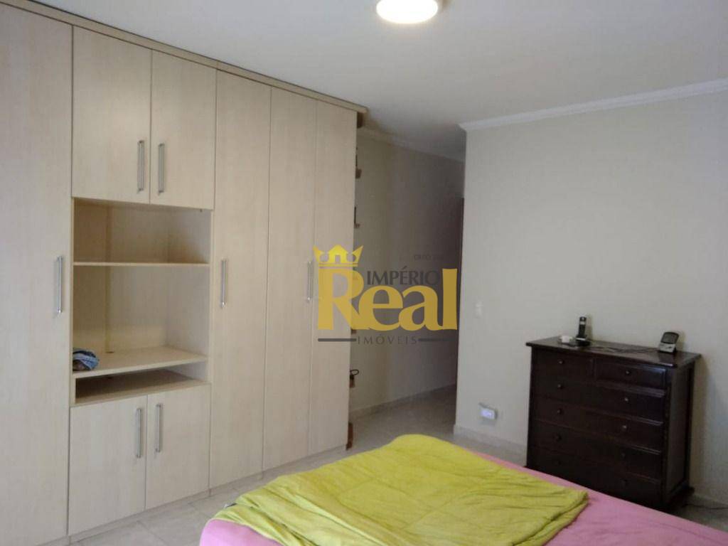 Sobrado à venda com 3 quartos, 210m² - Foto 13