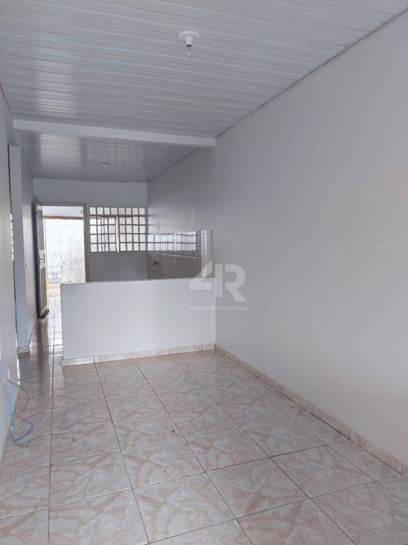 Casa à venda com 2 quartos, 68m² - Foto 4