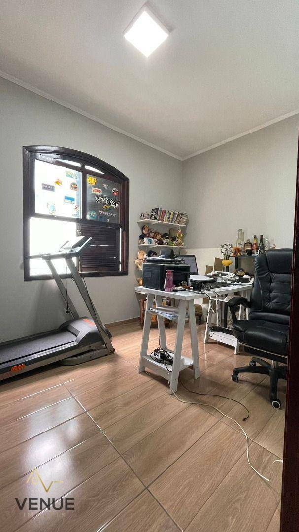 Sobrado à venda com 4 quartos, 300m² - Foto 6