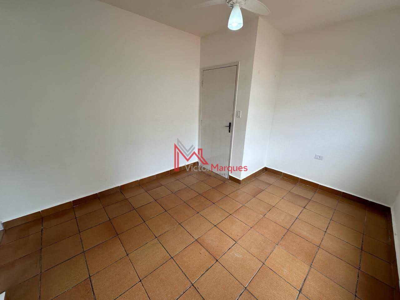 Apartamento à venda com 1 quarto, 42m² - Foto 8