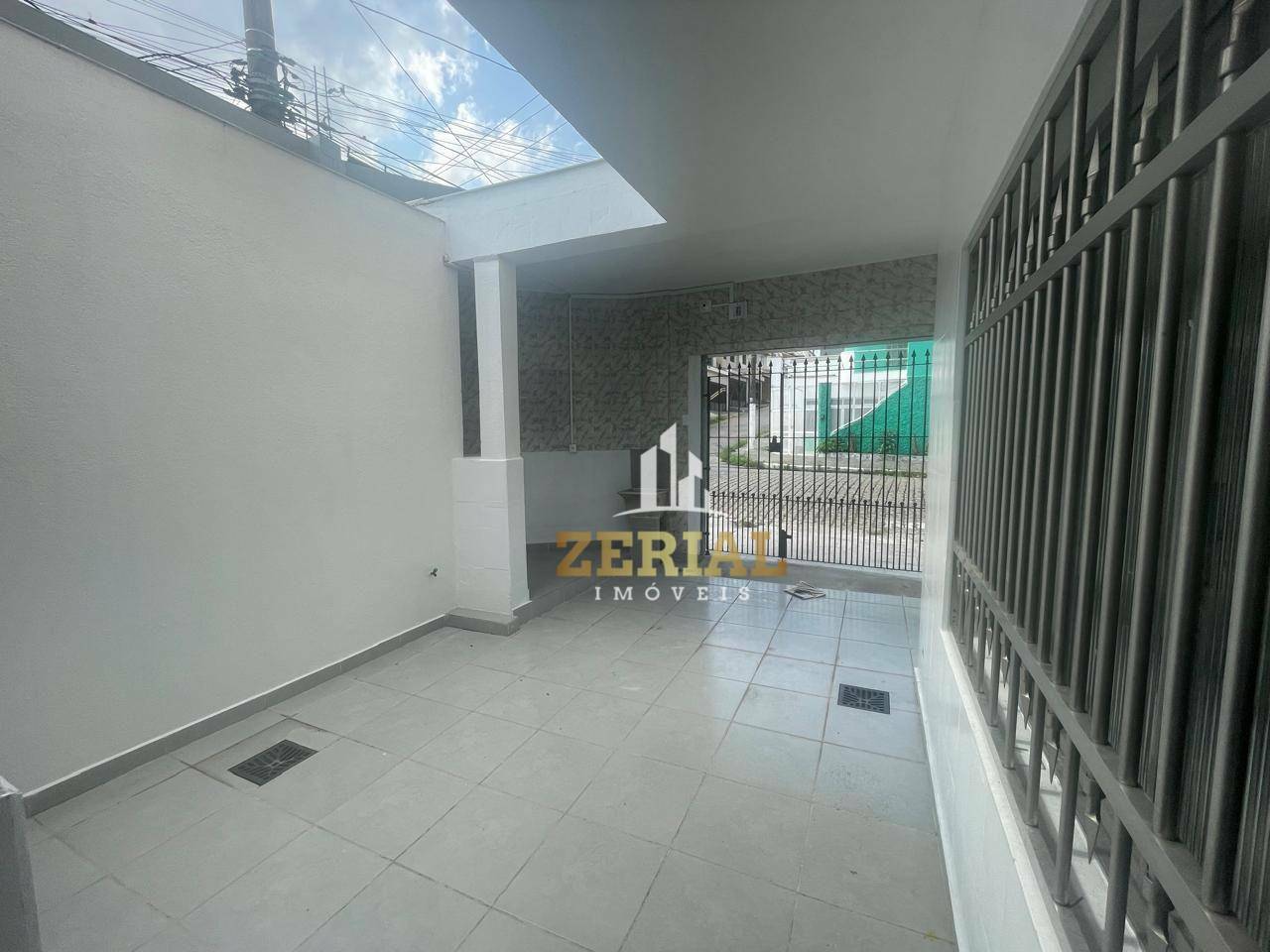 Sobrado para alugar com 2 quartos, 85m² - Foto 1