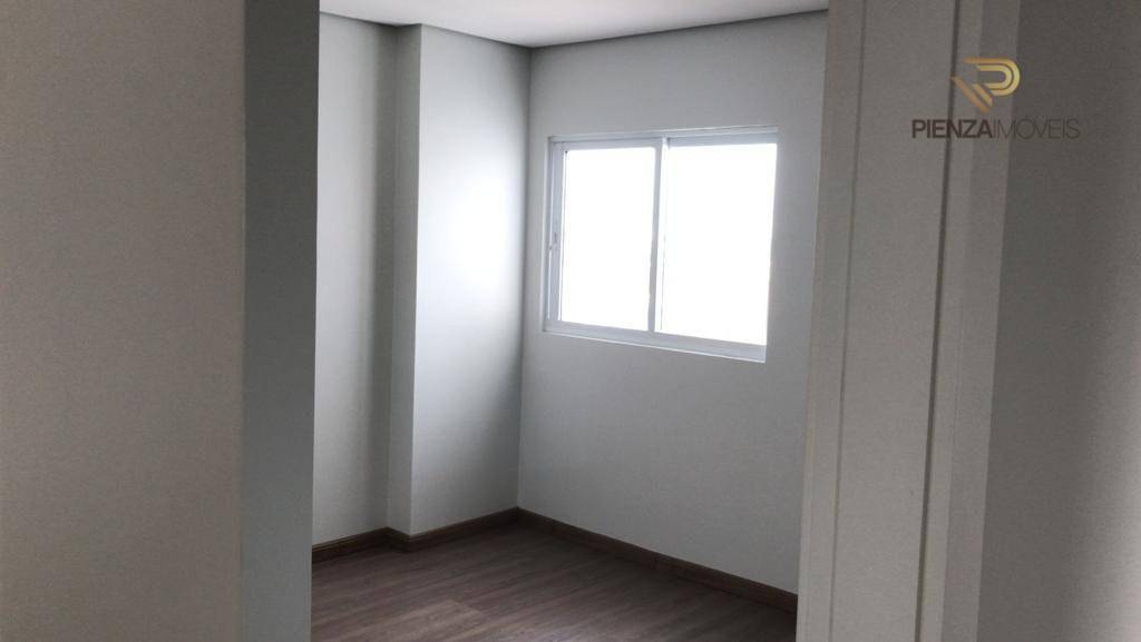 Apartamento à venda com 3 quartos, 150m² - Foto 14