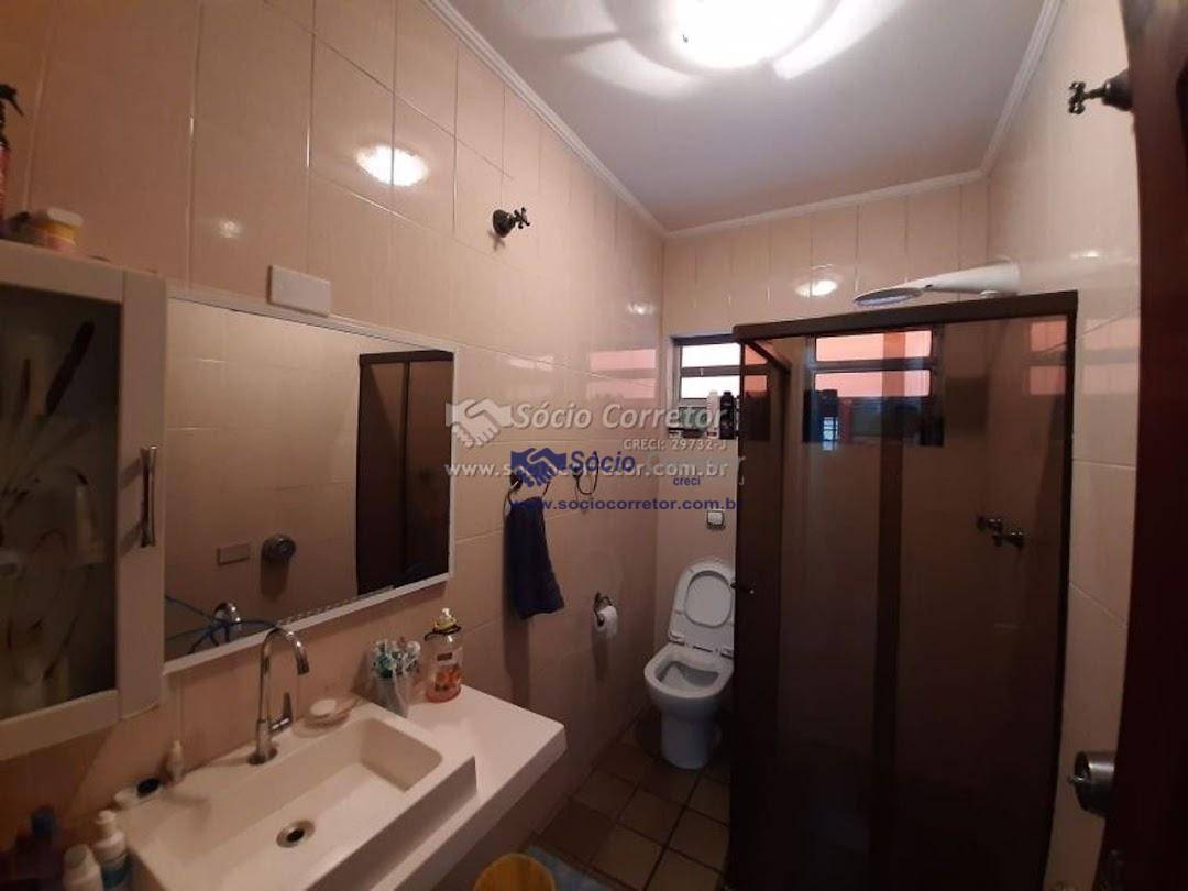 Casa à venda com 2 quartos, 300m² - Foto 42