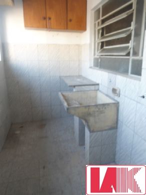 Casa para alugar com 3 quartos, 60m² - Foto 19