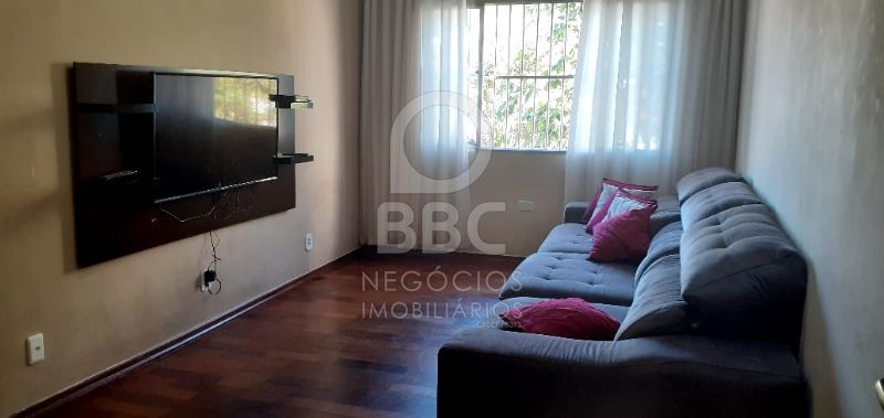 Apartamento à venda com 4 quartos, 230m² - Foto 2