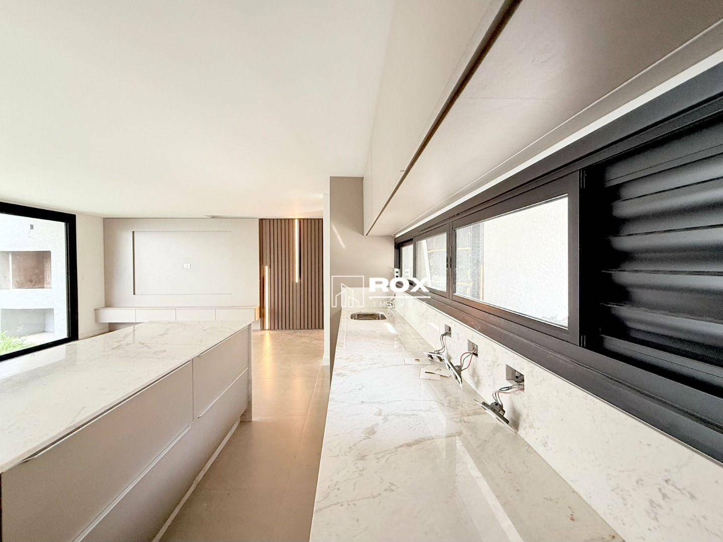 Casa de Condomínio para alugar com 3 quartos, 194m² - Foto 4