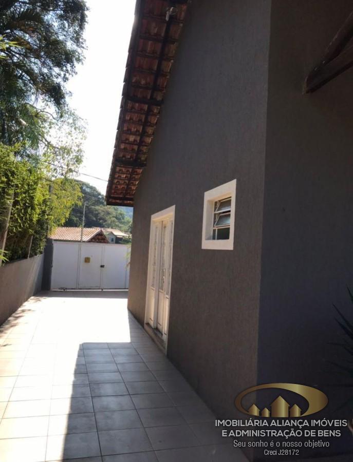 Chácara à venda com 5 quartos, 1000m² - Foto 13