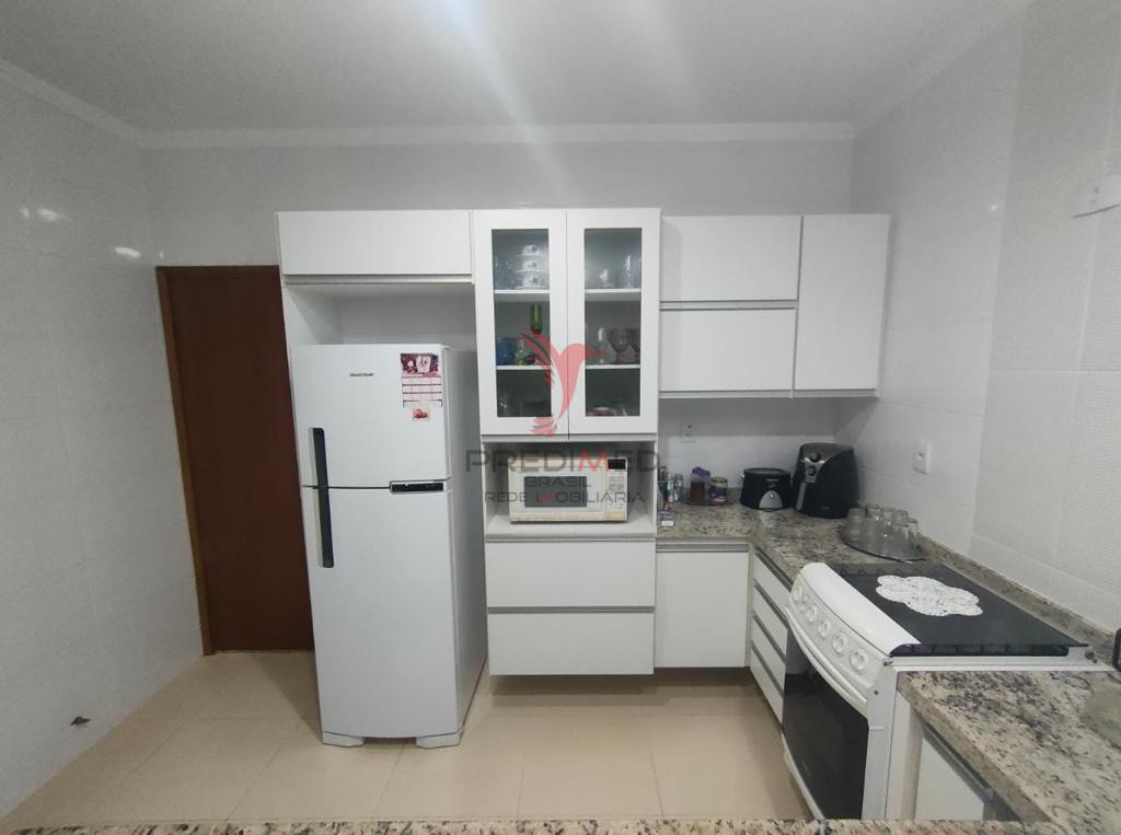 Casa à venda com 2 quartos, 176m² - Foto 10