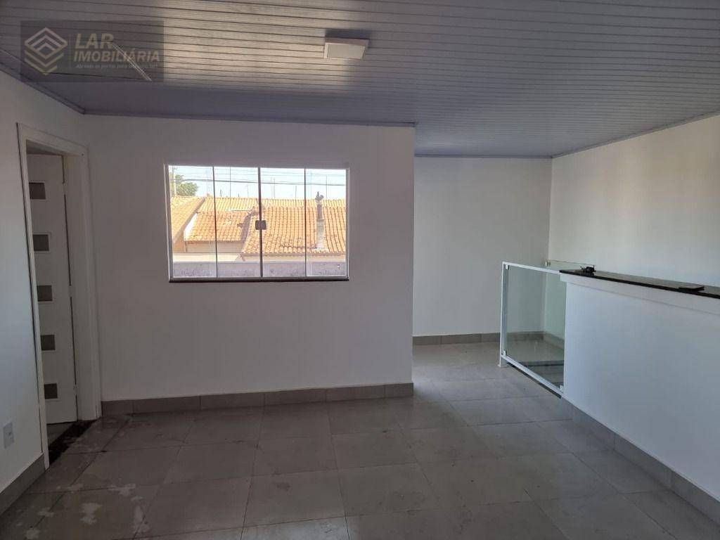 Casa à venda com 4 quartos, 300m² - Foto 34