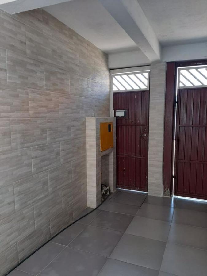 Sobrado à venda com 2 quartos, 180m² - Foto 1