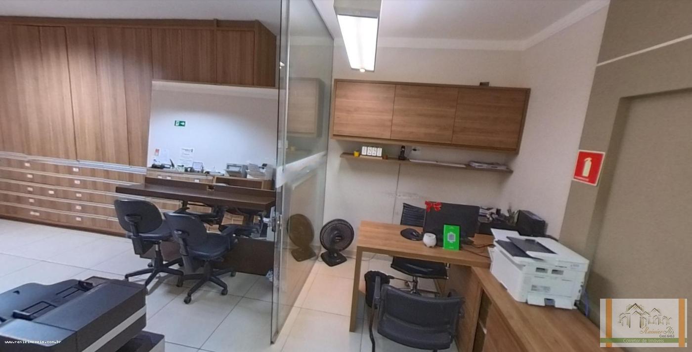 Prédio Inteiro à venda, 300m² - Foto 11