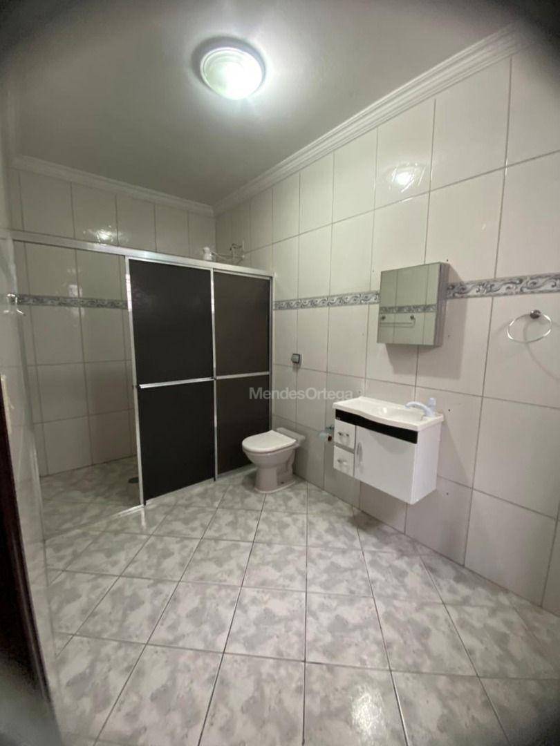 Apartamento para alugar com 2 quartos, 120m² - Foto 21