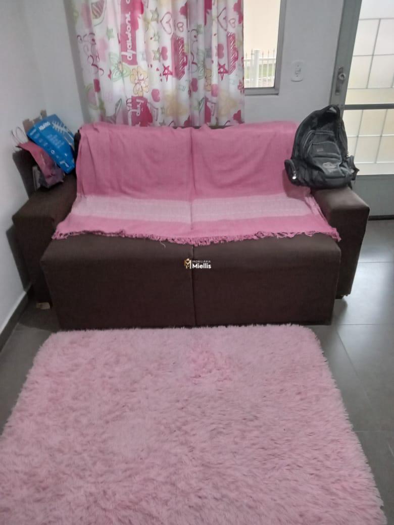 Casa à venda com 2 quartos, 52m² - Foto 3