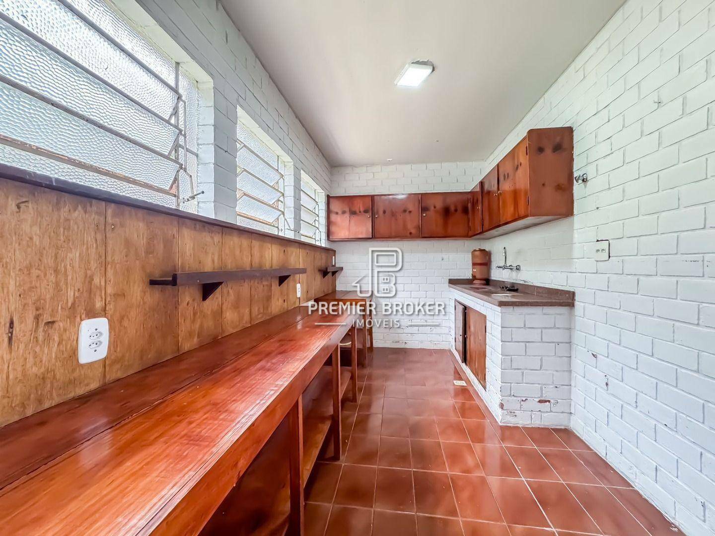 Casa à venda com 3 quartos, 100m² - Foto 10