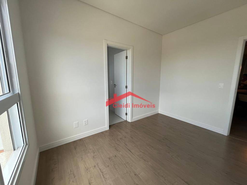 Apartamento à venda com 3 quartos, 121m² - Foto 26