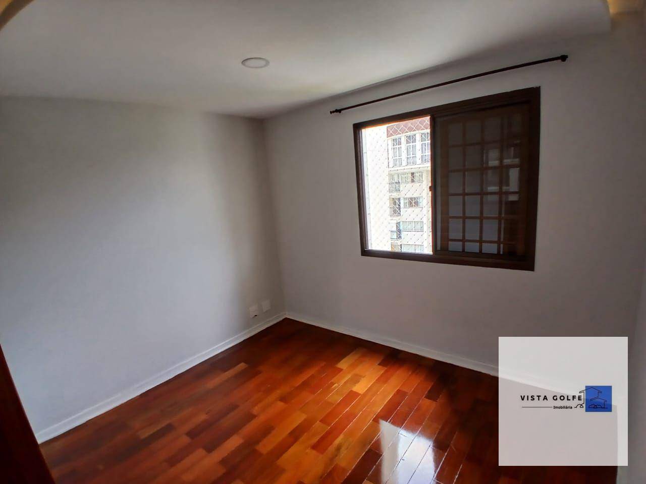 Apartamento para alugar com 3 quartos, 119m² - Foto 17