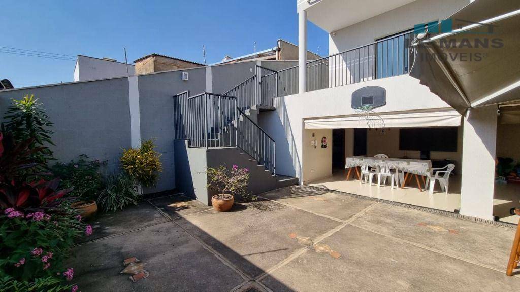 Casa à venda com 3 quartos, 237m² - Foto 53