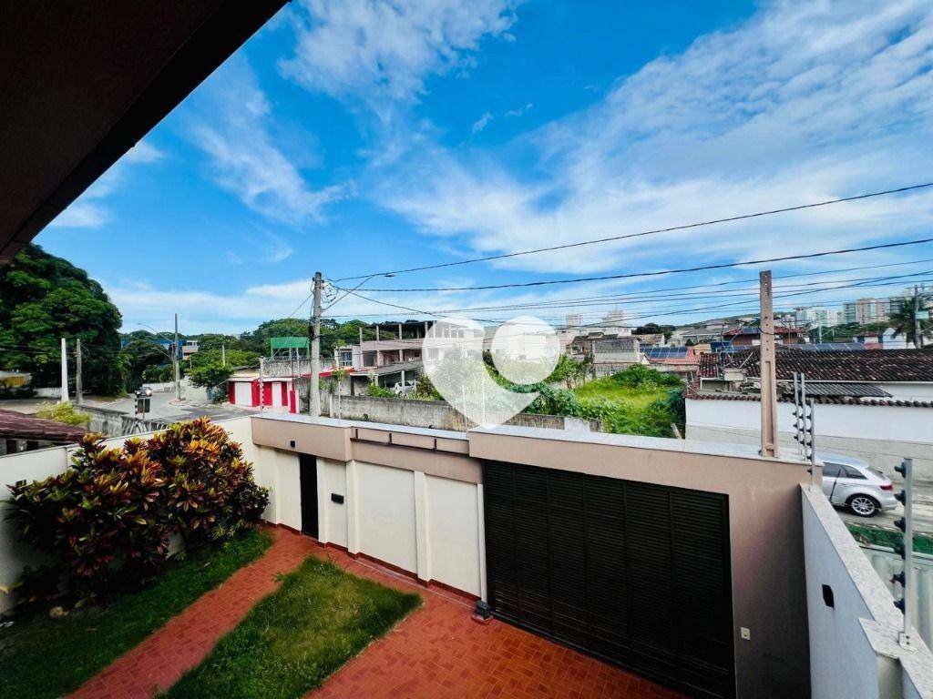 Casa à venda com 3 quartos, 400m² - Foto 33