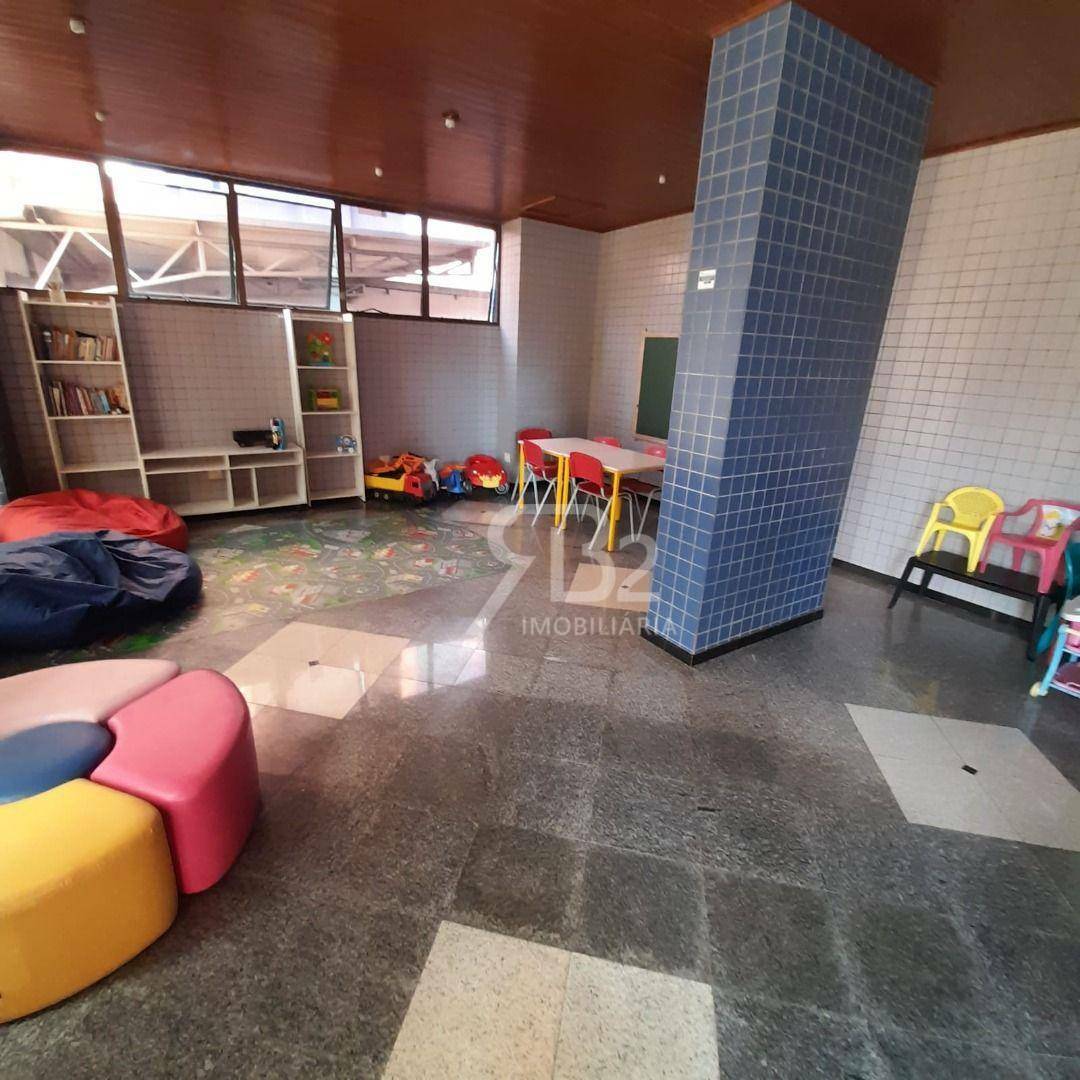 Apartamento à venda com 4 quartos, 150m² - Foto 27